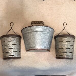 Rustic Metal Hanging Buckets Set